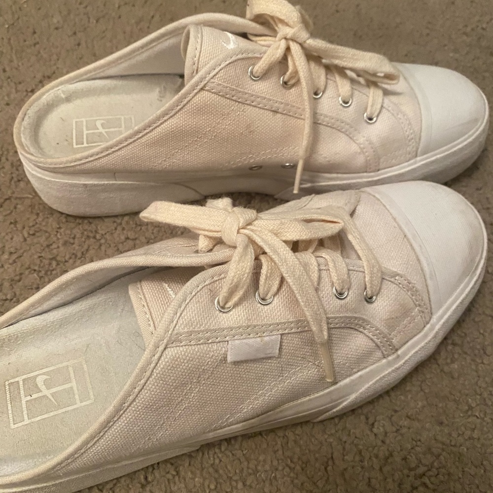 Sneaker Slides - Picture 3 of 3
